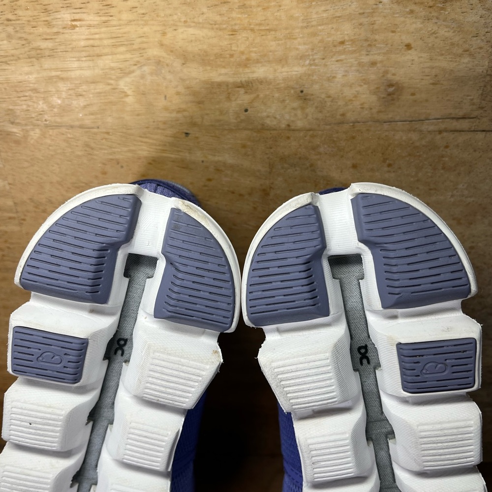 On Cloud 5 REFLECTIVE Womens Size 6.5 Running Shoes Sneakers Blueberry Feather - Picture 9 of 12